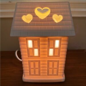 Scentsy “ Built with love”  Ceramic House  wax warmer with Heart Accents
